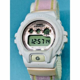 カシオ(CASIO)のf05）カシオ(*'▽')G-SHOCH・MINI電池交換ホワイト腕時計(腕時計(デジタル))