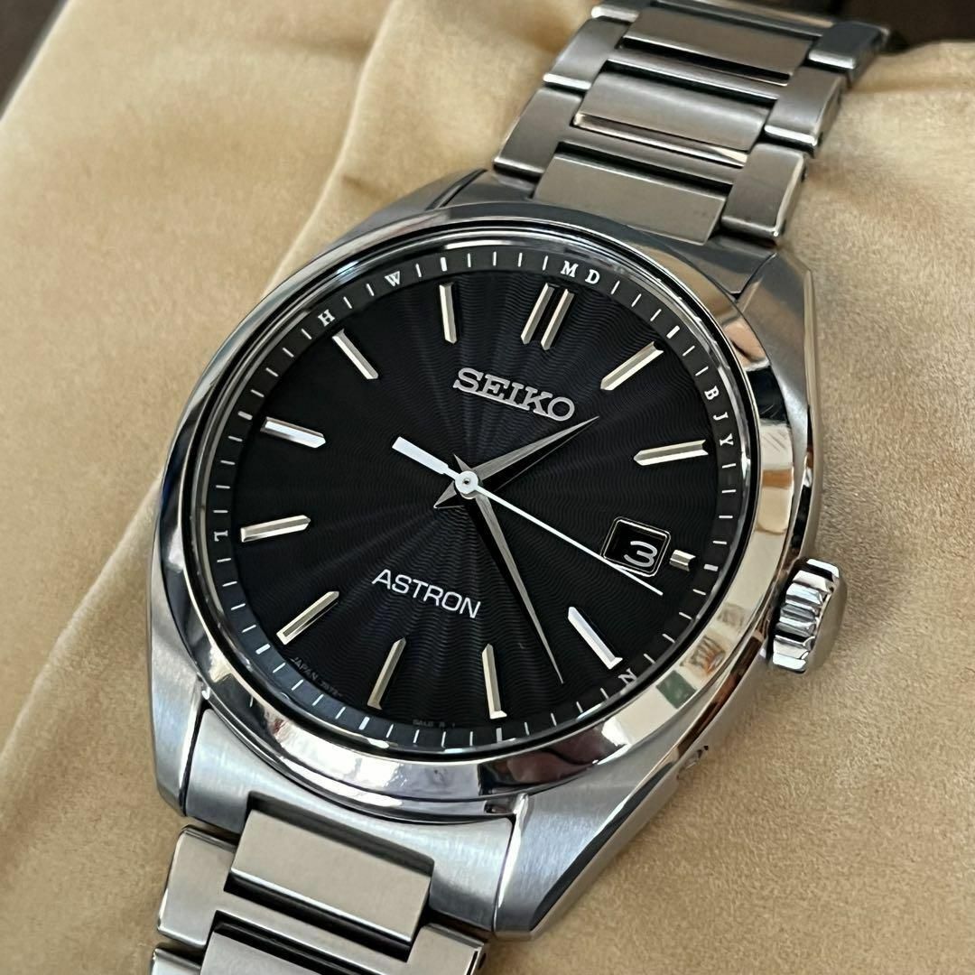 SEIKO - 【美品】SEIKO アストロン オリジン ソーラー電波 SBXY033