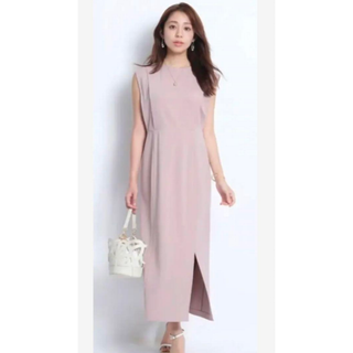 新品・未使用 JUSGLITTY ハーフスリーブフリルブラウス パープル