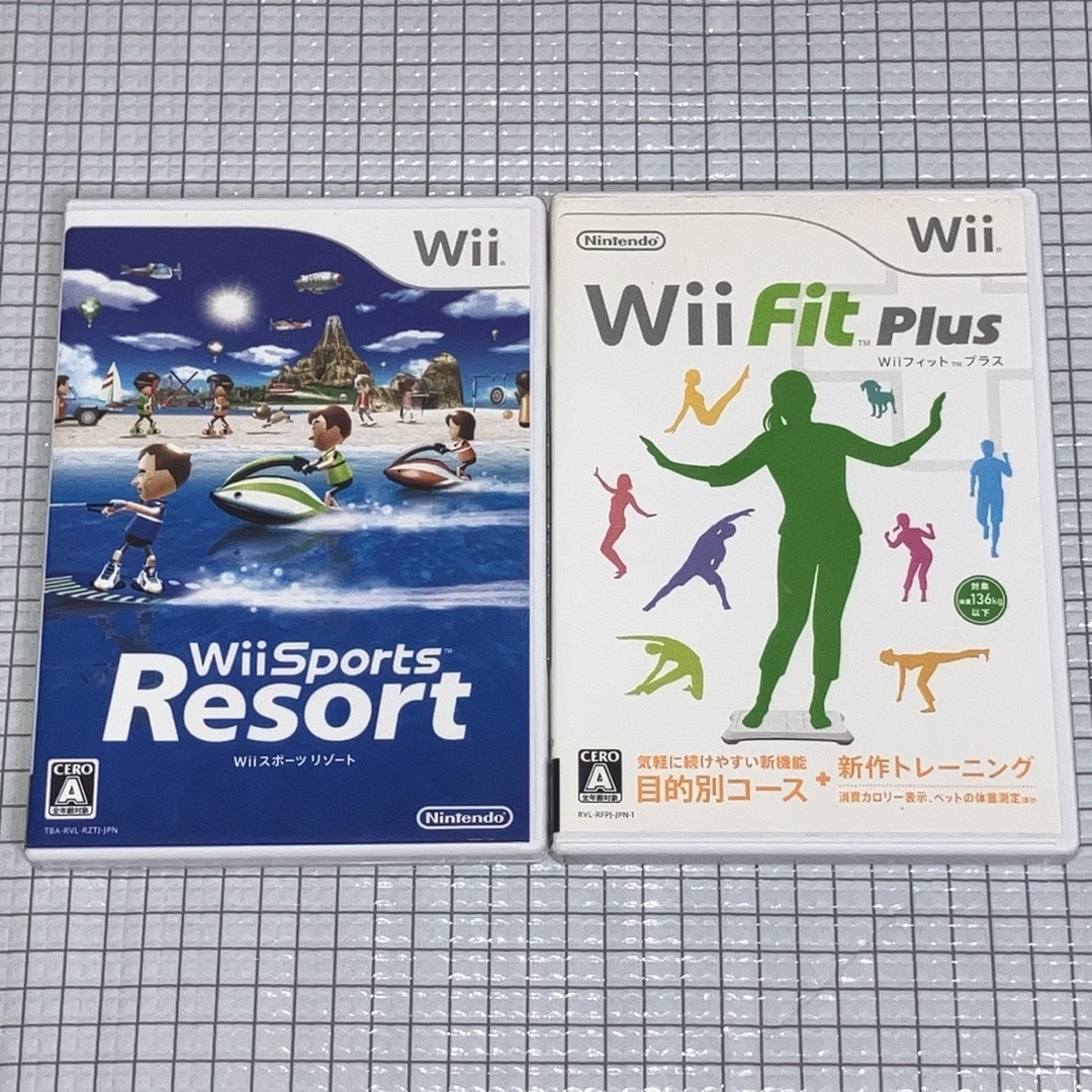Wii(ウィー)のWii Sports Resort/ Wii Fit Plus セット※取説無し エンタメ/ホビーのゲームソフト/ゲーム機本体(家庭用ゲームソフト)の商品写真
