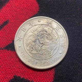 新1円銀貨(小型) B25 大正3年 1914年 一圓 アンティークコイン 新1円銀貨(小型) B25 大正3年 1914年 一圓 アンティークコイン