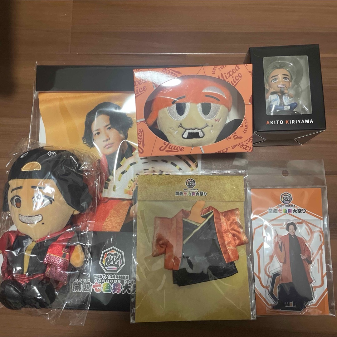 WEST(ウエスト)のWEST. 桐山照史 まとめ売り エンタメ/ホビーのタレントグッズ(アイドルグッズ)の商品写真