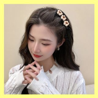レディース ヘアクリップ 花 可愛い ベージュ ヘアアクセ 髪飾り(バレッタ/ヘアクリップ)