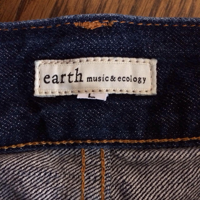 earth music & ecology(アースミュージックアンドエコロジー)のearth◉デニムスカート レディースのスカート(ミニスカート)の商品写真