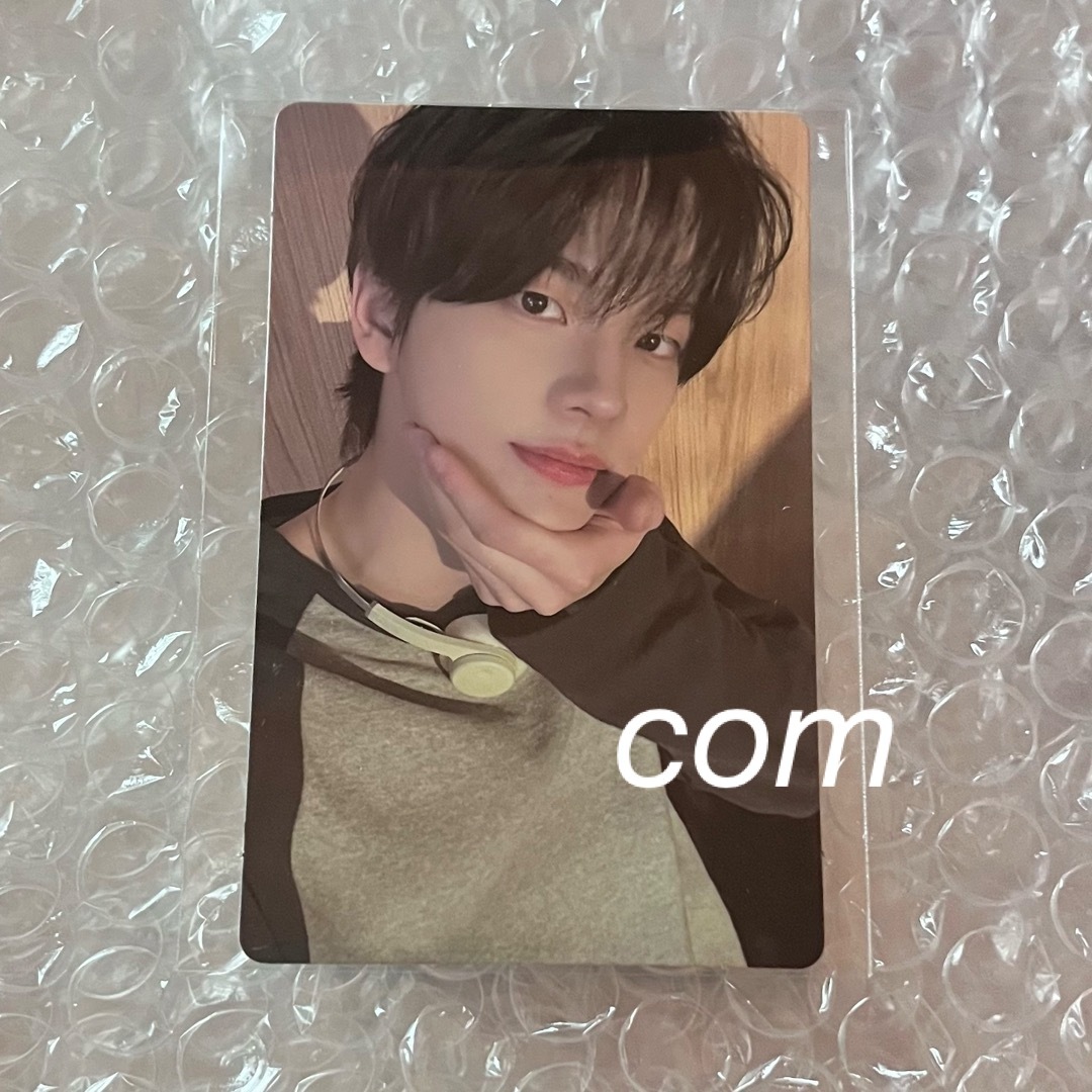 シニュ TWS TRY WITH US トレカ weverse ショーケース エンタメ/ホビーのタレントグッズ(アイドルグッズ)の商品写真