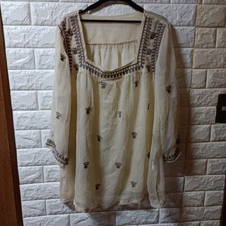 USED★スクエアネック刺繍シースルーチュニック