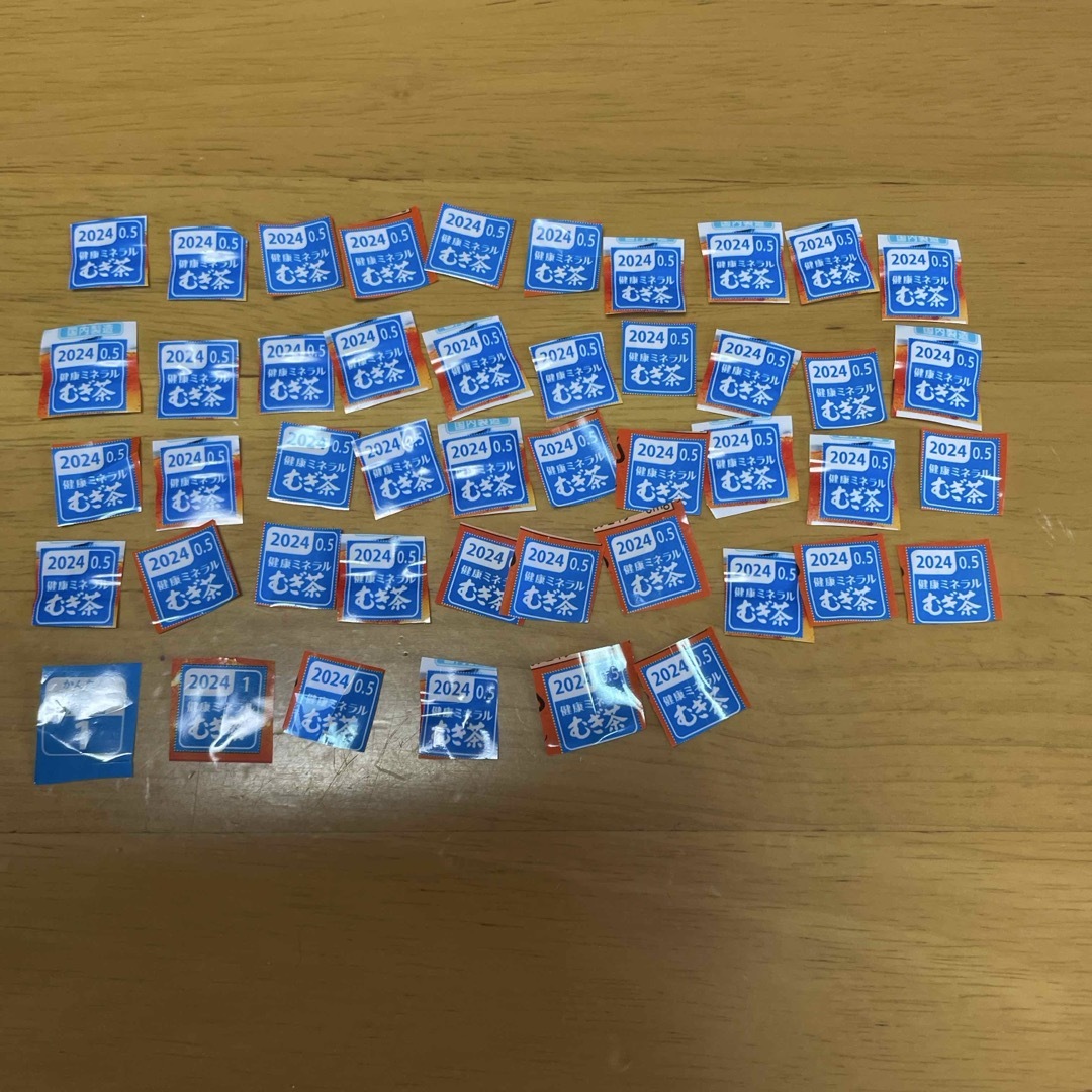 伊藤園(イトウエン)の伊藤園 ミネラル麦茶絶対もらえるキャンペーン24点⑥ 食品/飲料/酒の飲料(茶)の商品写真