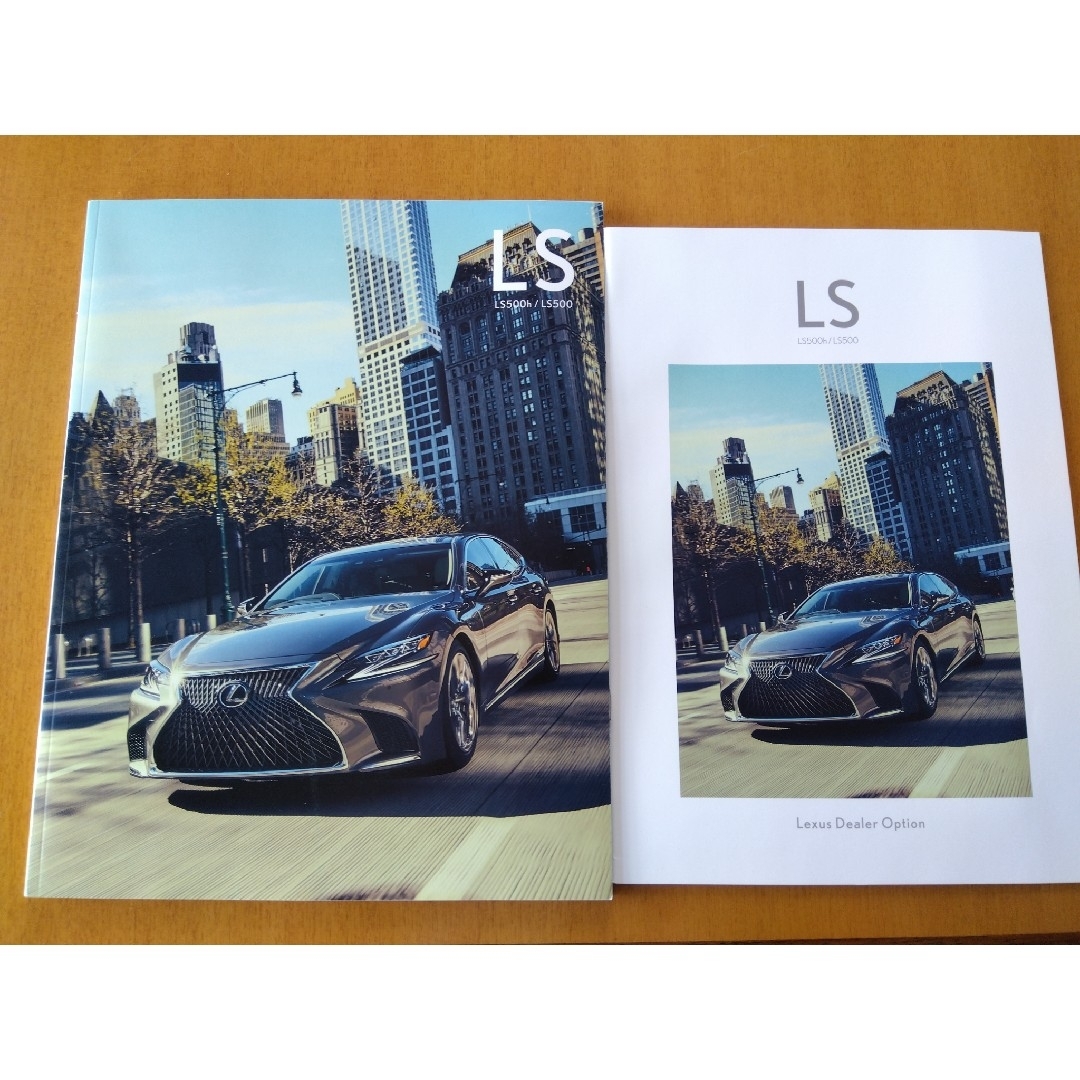 LEXUS(レクサス)のLEXUS LSカタログ 自動車/バイクの自動車(カタログ/マニュアル)の商品写真