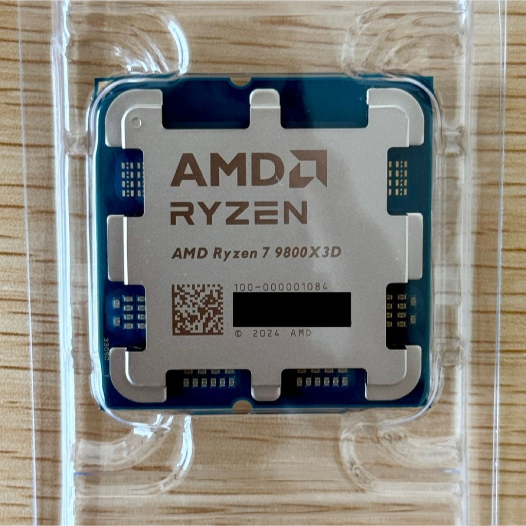 AMD Ryzen 7 9800X3D 新品バルク品 スマホ/家電/カメラのPC/タブレット(PCパーツ)の商品写真