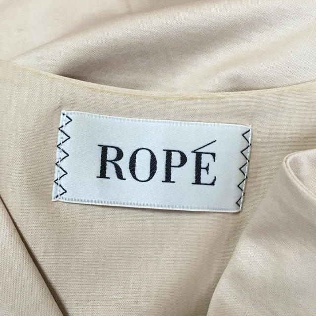 ROPE’(ロペ)のロペ とろみワンピース レディースのワンピース(ひざ丈ワンピース)の商品写真