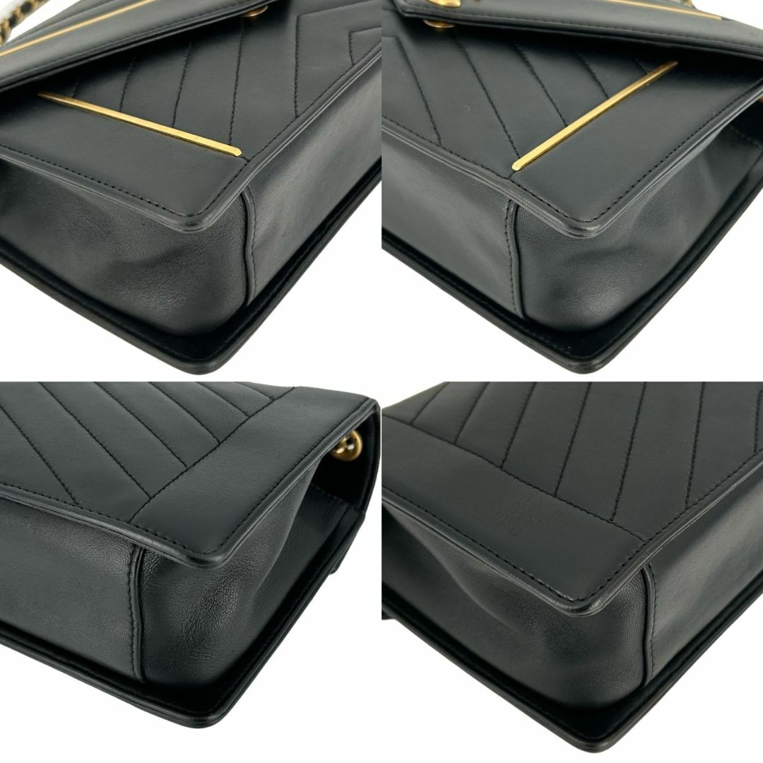 CHANEL(シャネル)のCHANEL シャネル シェブロン Vステッチ 2WAY チェーンショルダーバッグ カーフスキン ブラック ゴールド金具 24番台（2018年頃） レディース 斜め掛け 肩掛け クロスボディー Ginza Class Luxury Shop レディースのバッグ(ショルダーバッグ)の商品写真