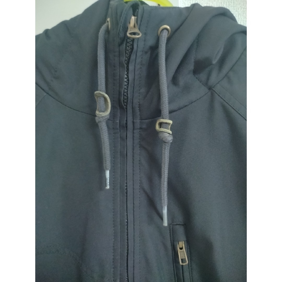 volcom(ボルコム)のVOLCOM　ボルコム　ジャケット　HERNAN JACKET サイズM メンズのジャケット/アウター(ナイロンジャケット)の商品写真