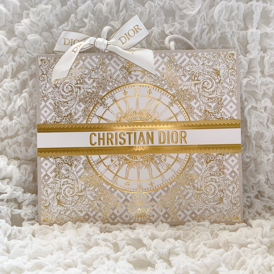 Christian Dior(クリスチャンディオール)のCHRISTIAN DIOR 紙袋 小型 リボン付き レディースのバッグ(ショップ袋)の商品写真