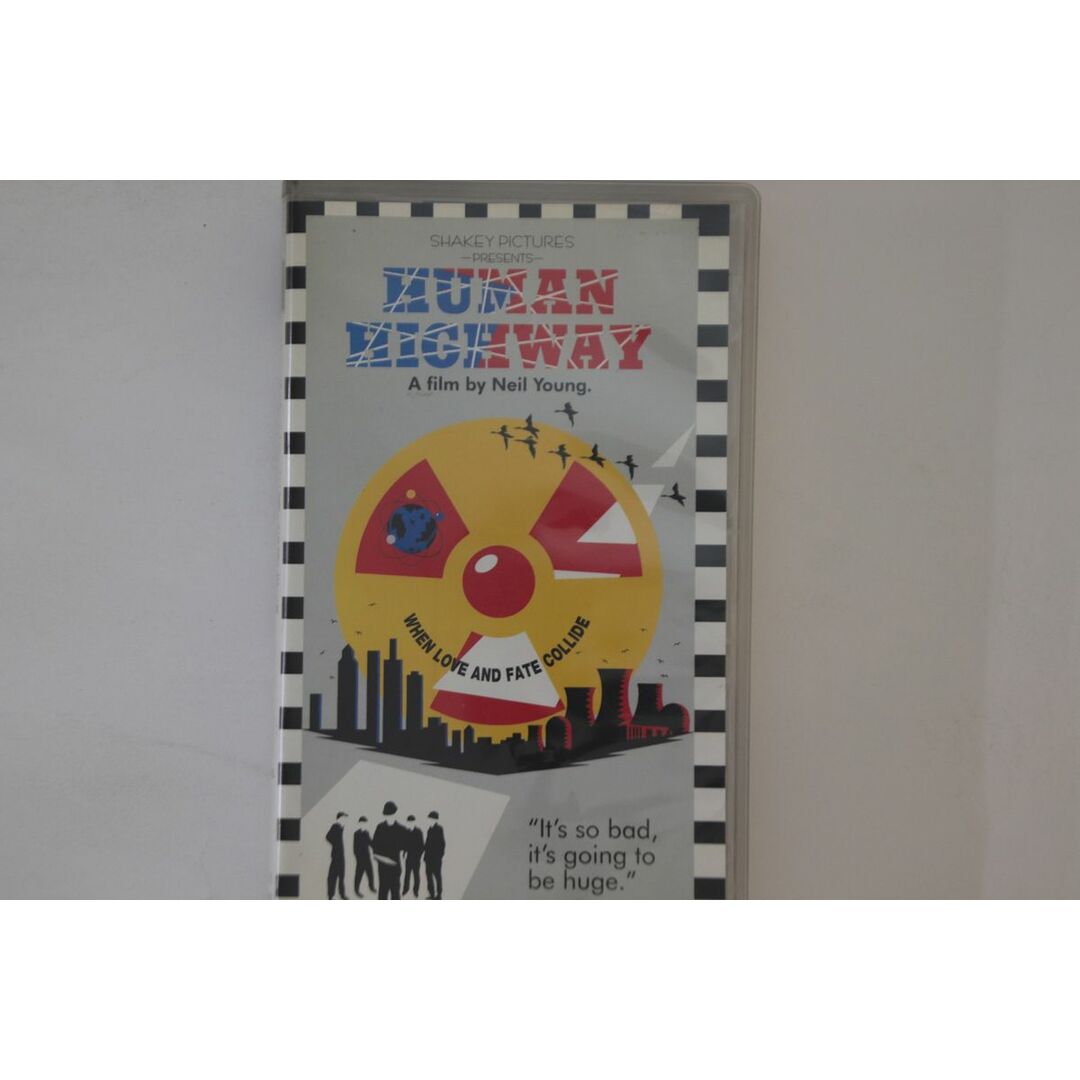 VHS Movie, Neil Young Human Highway WPVR23 WARNER /00300 エンタメ/ホビーのエンタメ その他(その他)の商品写真