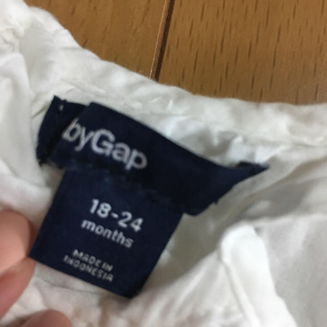 babyGAP(ベビーギャップ)のbabygap ワンピース 90 キッズ/ベビー/マタニティのキッズ服女の子用(90cm~)(ワンピース)の商品写真