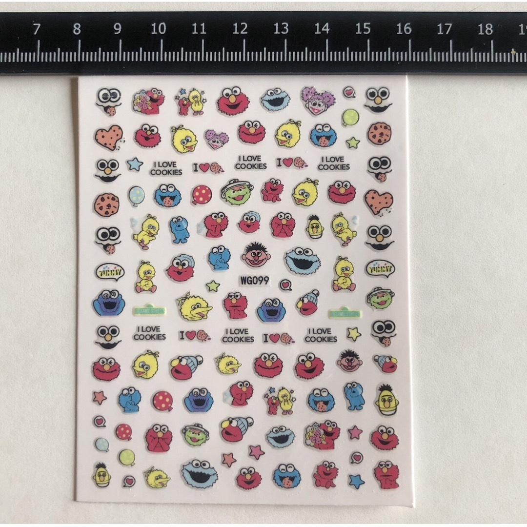 [WG099] ネイルシール　セサミストリート　ネイルアート コスメ/美容のネイル(ネイル用品)の商品写真