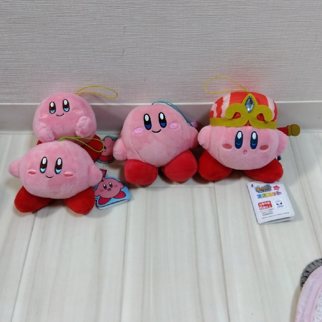 星のカービィ カービィ ぬいぐるみ 4個セット エンタメ/ホビーのおもちゃ/ぬいぐるみ(キャラクターグッズ)の商品写真
