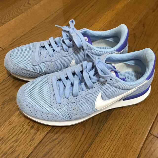 NIKE(ナイキ)の週末までお値下げ♡NIKE スニーカー インターナショナリスト レディースの靴/シューズ(スニーカー)の商品写真