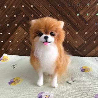 ポメラニアン（レッド）お座りポーズ(ぬいぐるみ)