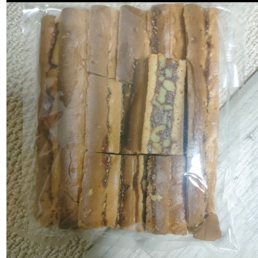 鎌倉紅谷 クルミッ子 切り落とし 食品/飲料/酒の食品(菓子/デザート)の商品写真