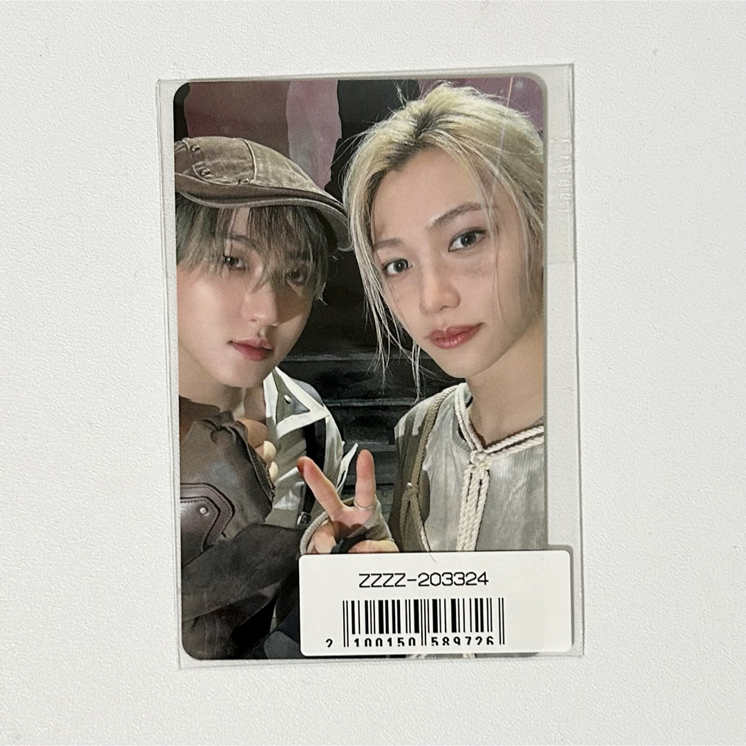 Stray Kids(ストレイキッズ)のstraykids スキズ トレカ giant FC盤 チャンビン フィリックス エンタメ/ホビーのCD(K-POP/アジア)の商品写真