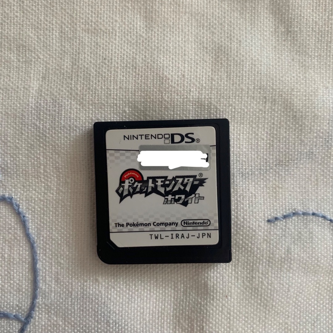 任天堂(ニンテンドウ)のポケットモンスター ホワイト ニンテンドーDS エンタメ/ホビーのゲームソフト/ゲーム機本体(携帯用ゲームソフト)の商品写真
