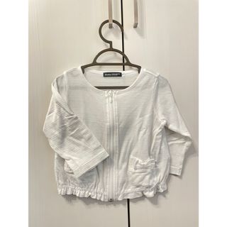 ベベ(BeBe)のBEBE 白カーディガン 90(カーディガン)