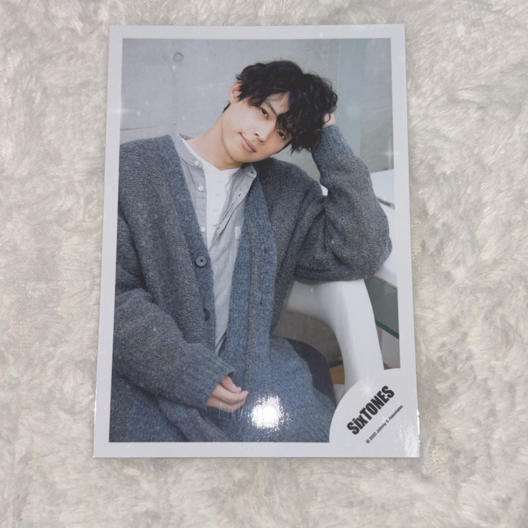 SixTONES(ストーンズ)の74. SixTONES 松村北斗 公式写真 エンタメ/ホビーのタレントグッズ(アイドルグッズ)の商品写真