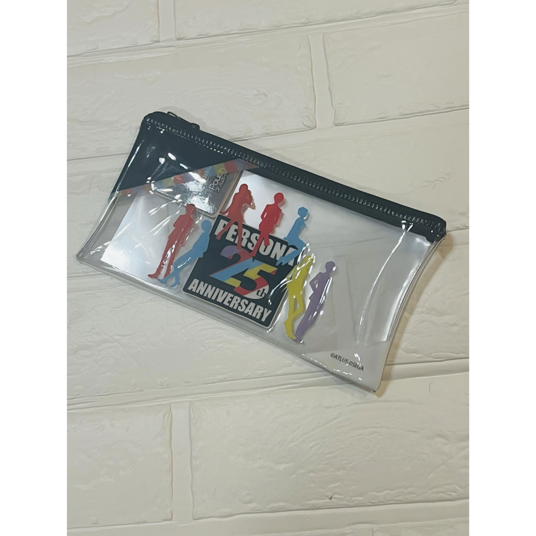 ペルソナ PERSONA25th ANNIVERSARY スリムポーチ エンタメ/ホビーのおもちゃ/ぬいぐるみ(キャラクターグッズ)の商品写真