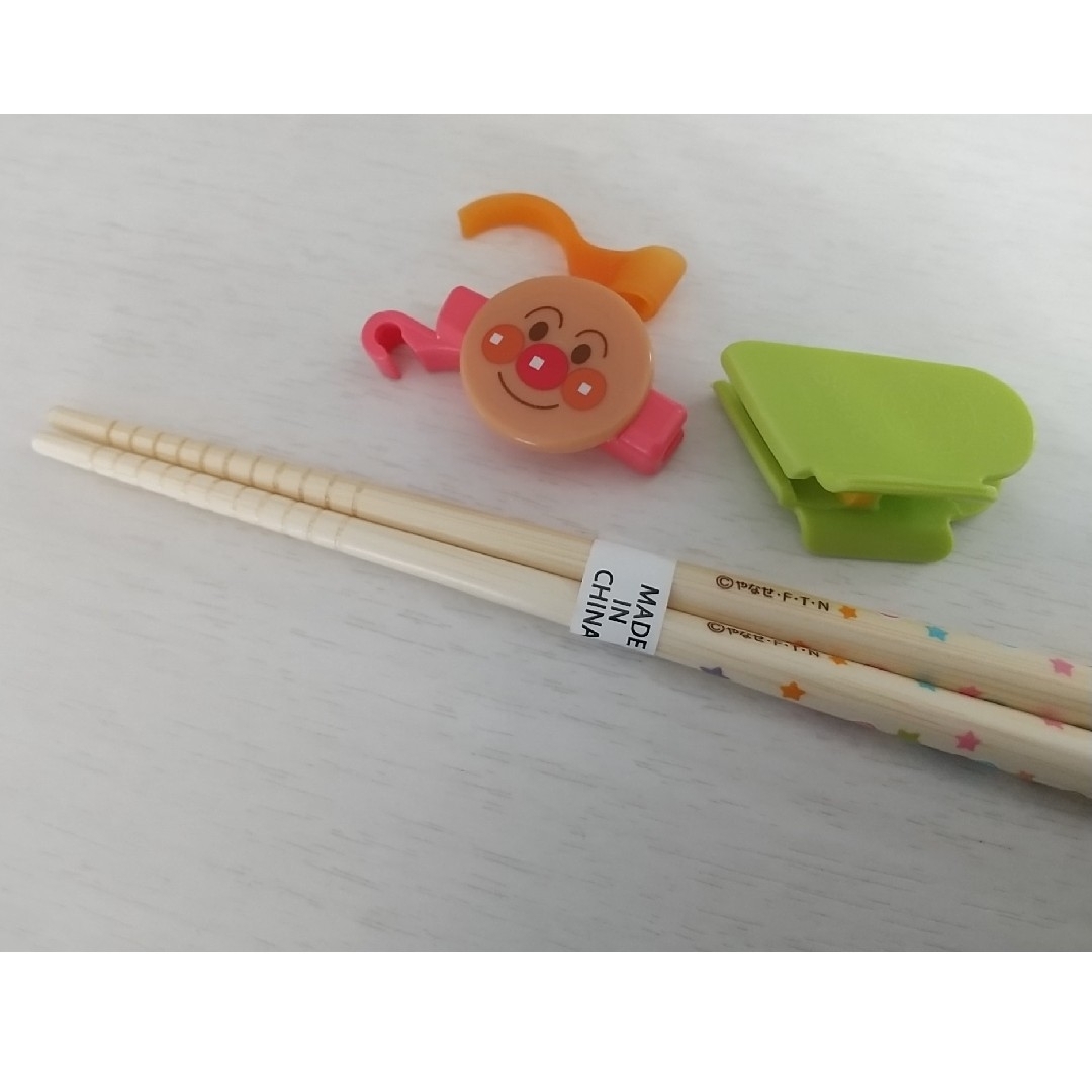 LEC(レック)のアンパンマン 持ちかた覚え箸 15cm キッズ/ベビー/マタニティの授乳/お食事用品(スプーン/フォーク)の商品写真