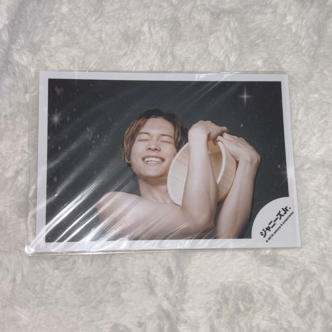 SixTONES(ストーンズ)の114. SixTONES 松村北斗 公式写真 エンタメ/ホビーのタレントグッズ(アイドルグッズ)の商品写真