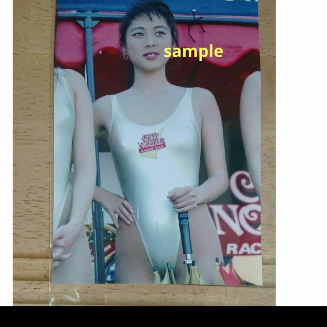 ZARD 坂井泉水 蒲池幸子 写真L版 「レースクイーン①」 エンタメ/ホビーのタレントグッズ(ミュージシャン)の商品写真