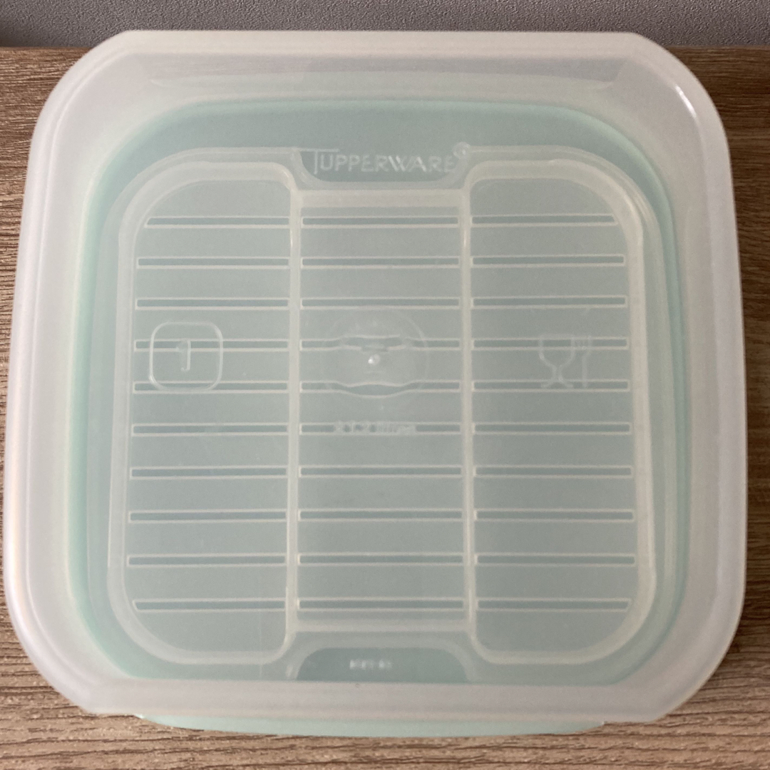 最も  TupperwareBrands - レトロ（2個セット）の通販 タッパーウェア 保存容器・ケース