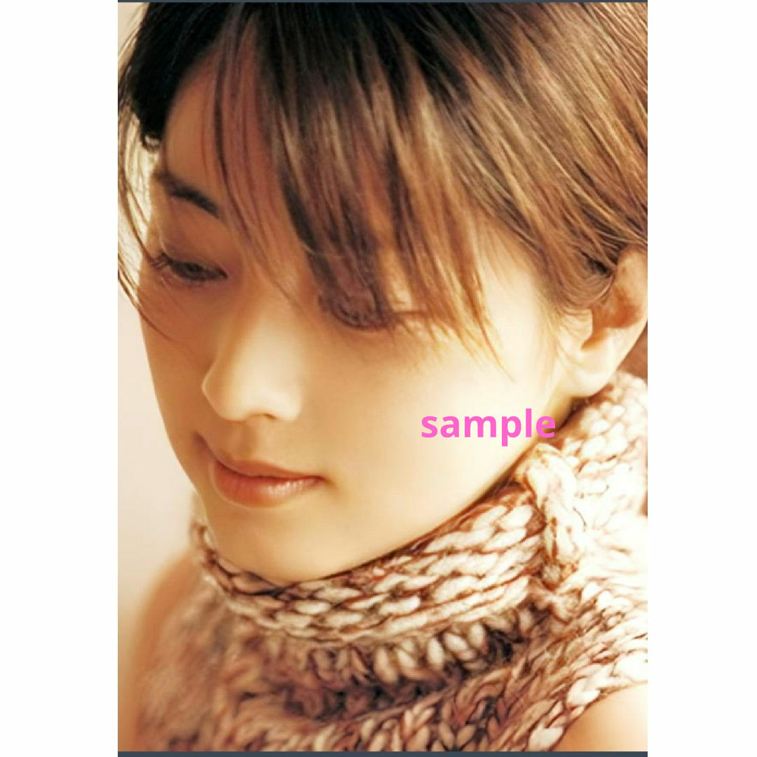 ZARD 坂井泉水 蒲池幸子写真L版 「どアップ②」 エンタメ/ホビーのタレントグッズ(ミュージシャン)の商品写真