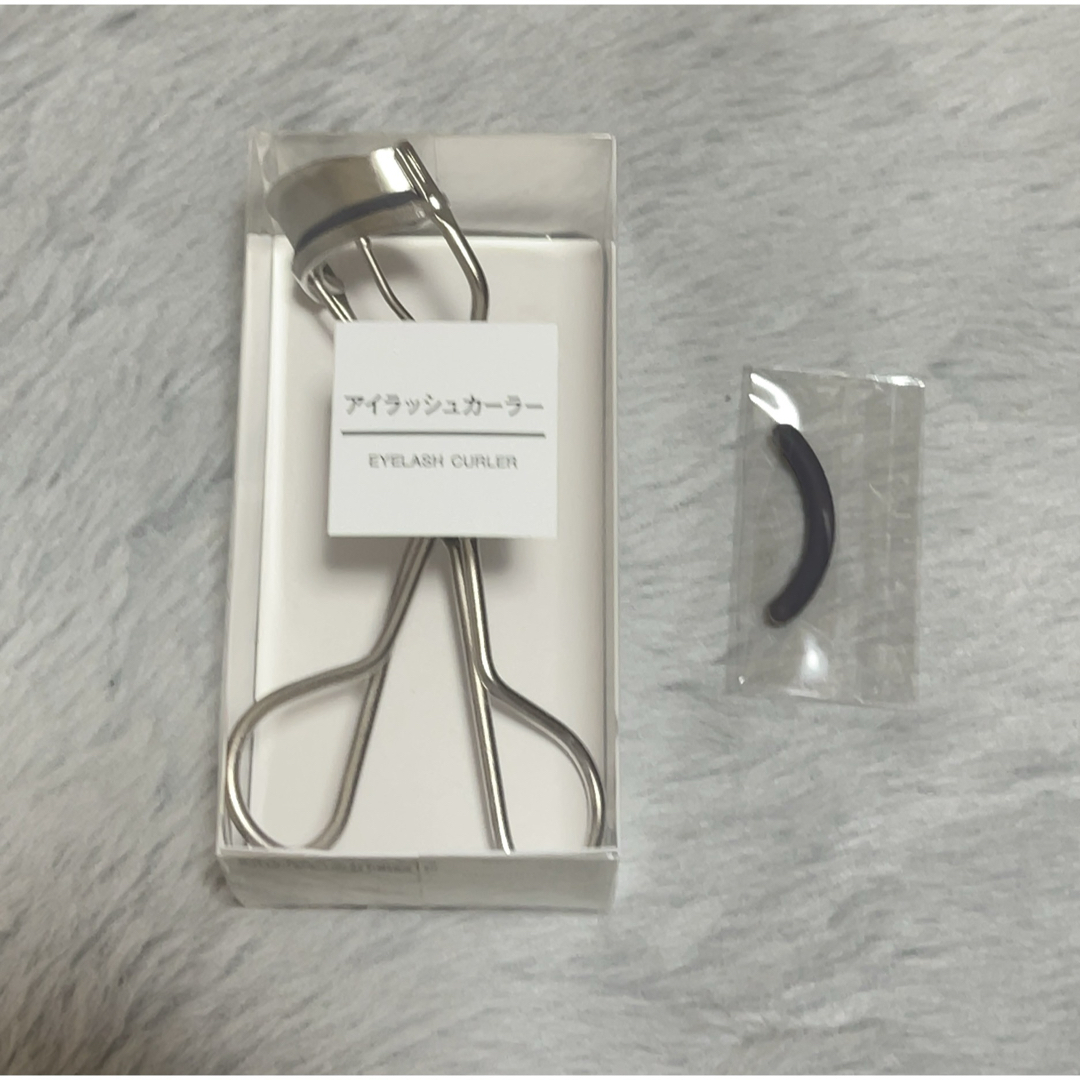 MUJI (無印良品)(ムジルシリョウヒン)の無印良品 アイラッシュカーラー 替えゴム付き コスメ/美容のメイク道具/ケアグッズ(ビューラー・カーラー)の商品写真