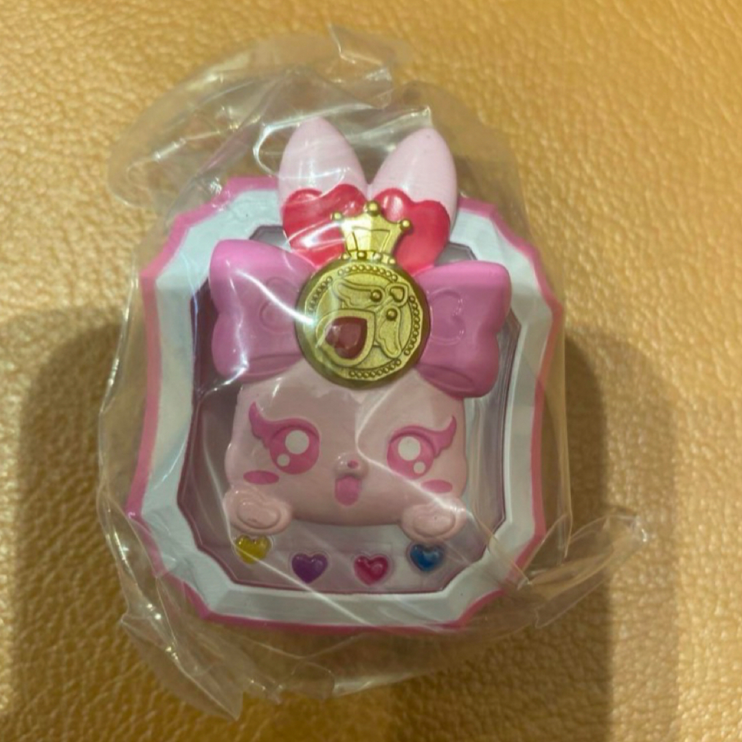 BANDAI(バンダイ)のプリキュアオールスターズ コンパクトミラーコレクション ドキドキプリキュア エンタメ/ホビーのおもちゃ/ぬいぐるみ(キャラクターグッズ)の商品写真