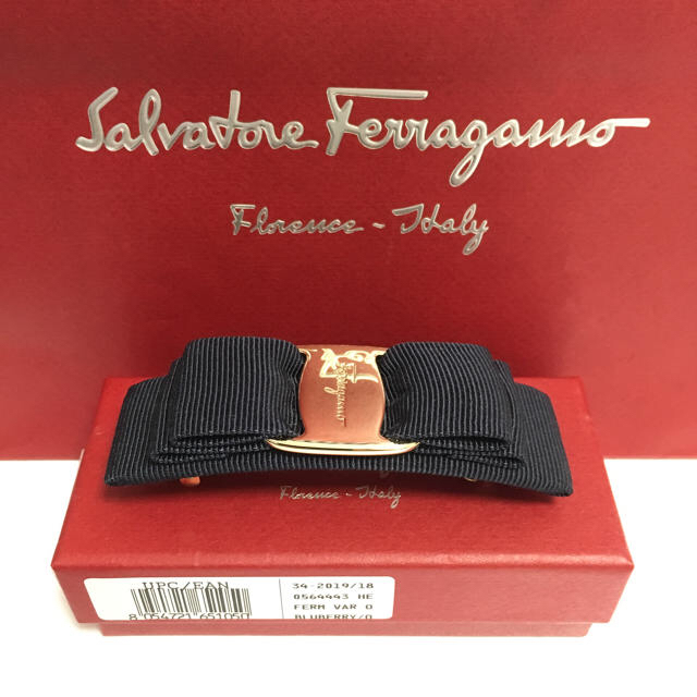 Salvatore Ferragamo(サルヴァトーレフェラガモ)のフェラガモ  バレッタ レディースのヘアアクセサリー(バレッタ/ヘアクリップ)の商品写真