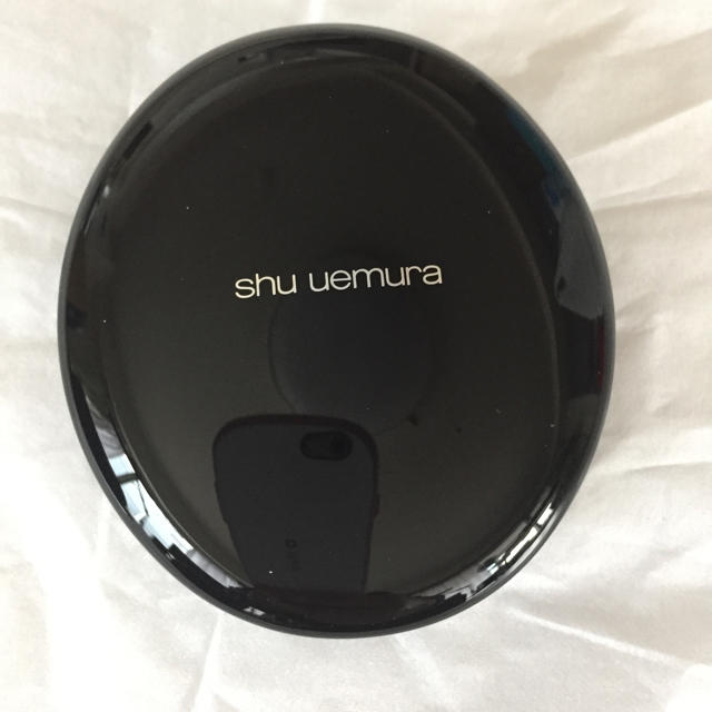 shu uemura(シュウウエムラ)のshu uemura ファンデーション ケース コスメ/美容のベースメイク/化粧品(ファンデーション)の商品写真