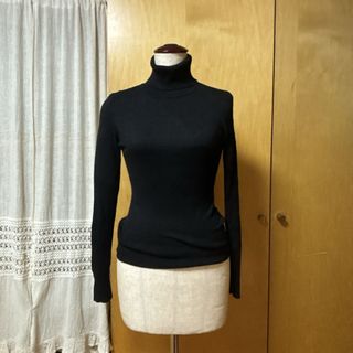 流行り の ブランド  H&M - H&M × 安室奈美恵 ファインニットセーター 香里奈の通販 ニット+セーター