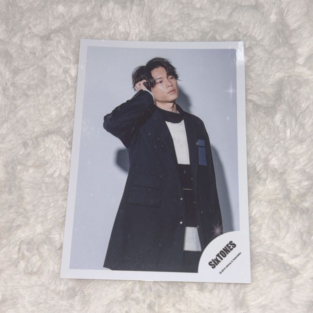 SixTONES(ストーンズ)の214. SixTONES 公式写真 松村北斗 エンタメ/ホビーのタレントグッズ(アイドルグッズ)の商品写真