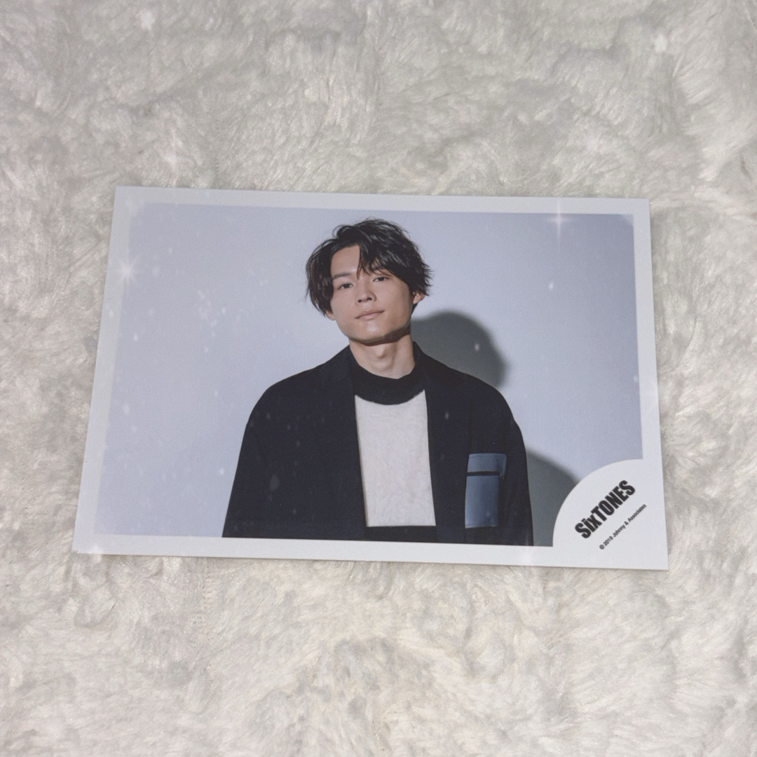 SixTONES(ストーンズ)の215. SixTONES 松村北斗 公式写真 エンタメ/ホビーのタレントグッズ(アイドルグッズ)の商品写真