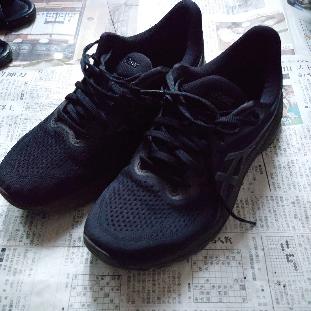 asics(アシックスショウジ)のアシックス GT-1000 ブラック メンズの靴/シューズ(スニーカー)の商品写真
