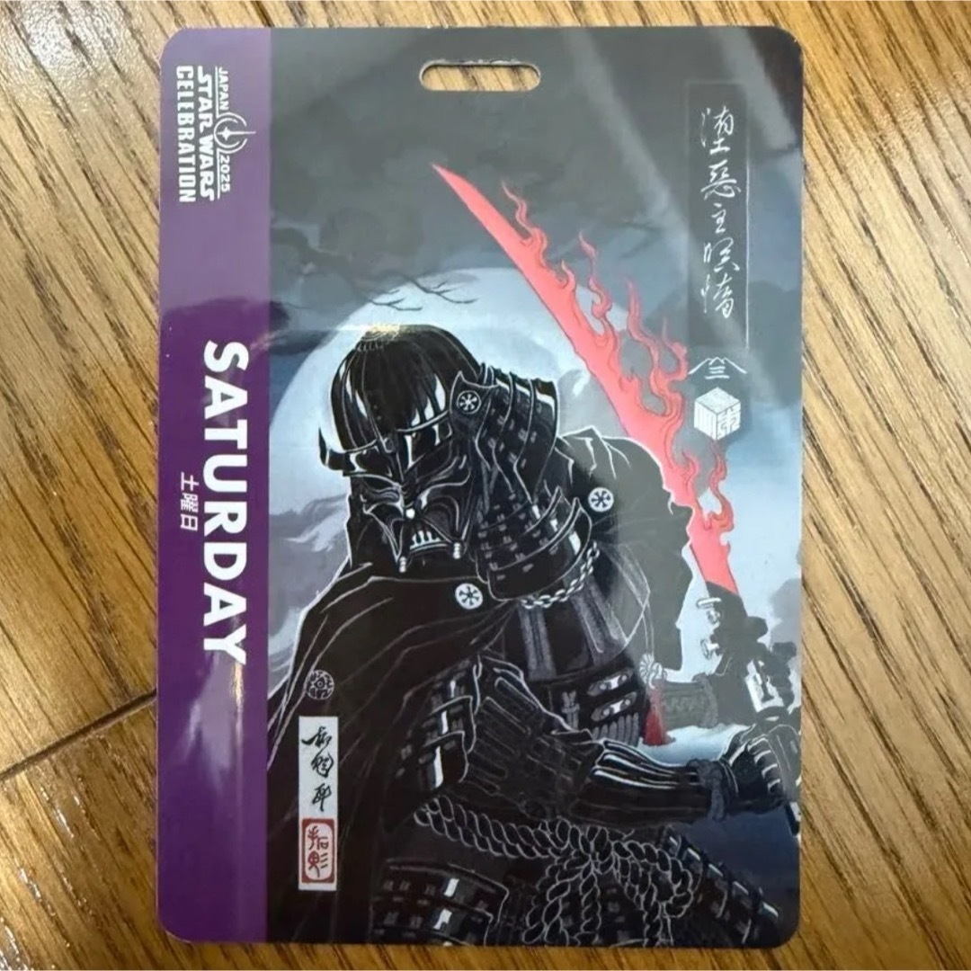 Disney(ディズニー)のスターウォーズセレブレーション バッジ チケット ダースベイダー エンタメ/ホビーのコレクション(ノベルティグッズ)の商品写真
