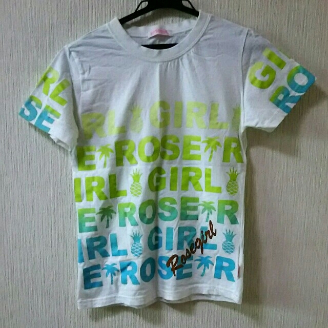 Rosegirl(ローズガール)のROSEGIRL Tシャツ レディースのトップス(Tシャツ(半袖/袖なし))の商品写真