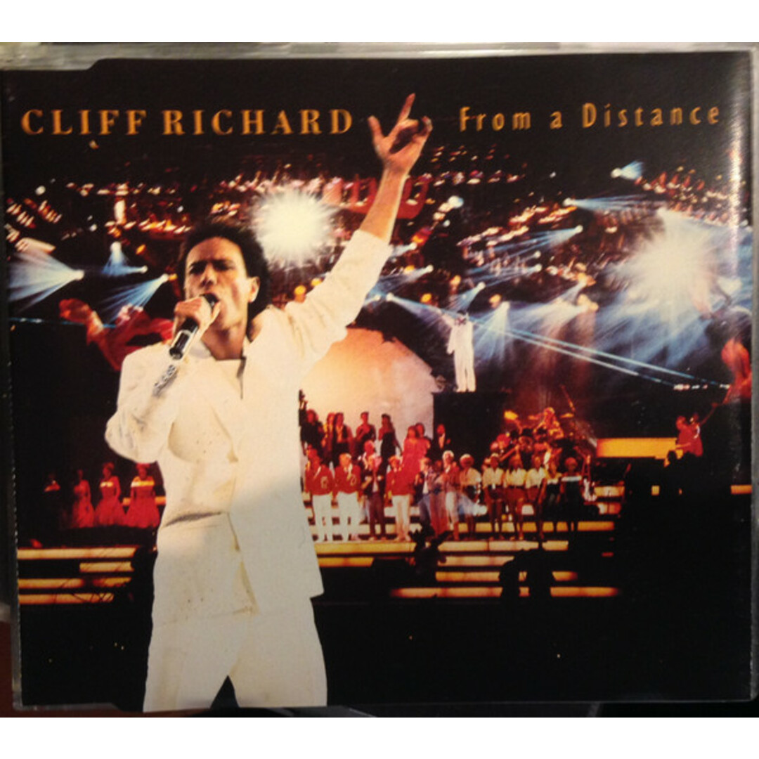 英CD Cliff Richard From A Distance CDEM155,2040302 EMI /00110 エンタメ/ホビーのCD(ポップス/ロック(洋楽))の商品写真