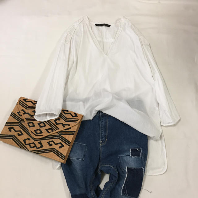 ZARA(ザラ)のZARA BASIC ボヘミアン刺繍オーバーシャツ◆ レディースのトップス(シャツ/ブラウス(長袖/七分))の商品写真