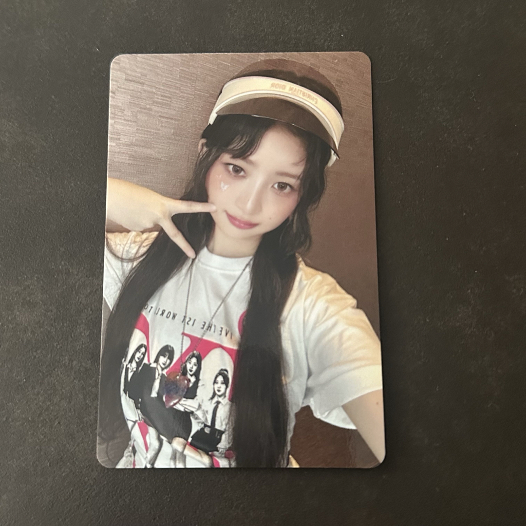 IVE(アイヴ)のIVE ムビチケ 特典 レイ トレカ エンタメ/ホビーのCD(K-POP/アジア)の商品写真