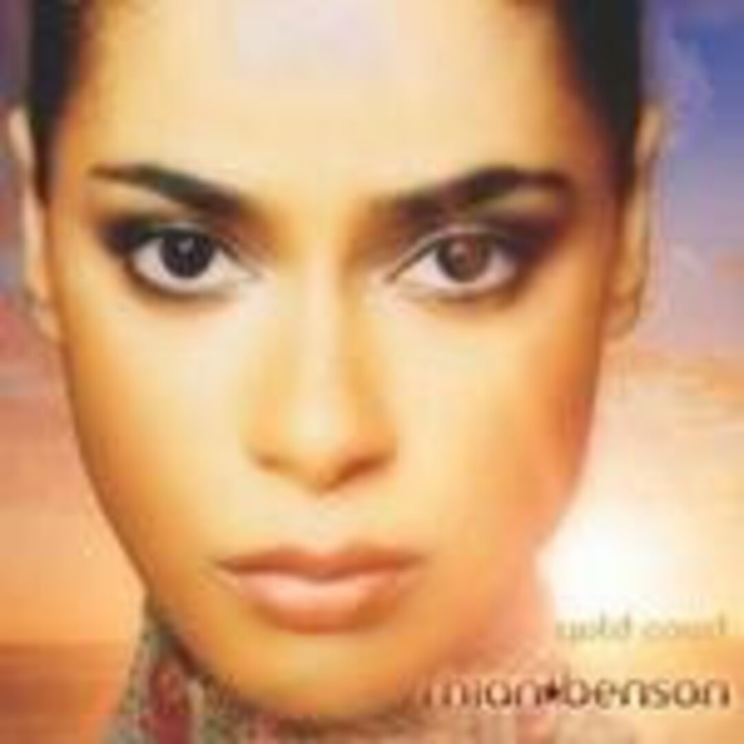 CD Benson, Rhian Gold Coast DKG71007 DKG Music Inc. /00110 エンタメ/ホビーのCD(R&B/ソウル)の商品写真