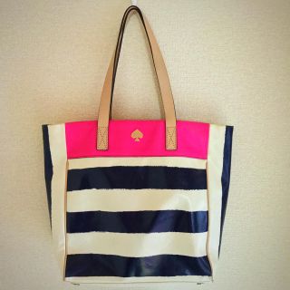 ケイトスペードニューヨーク(kate spade new york)のケイトスペード★ボーダートートバッグ★大きめ(トートバッグ)