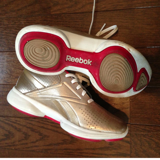 Reebok(リーボック)のReebok イージートーン レディースの靴/シューズ(スニーカー)の商品写真
